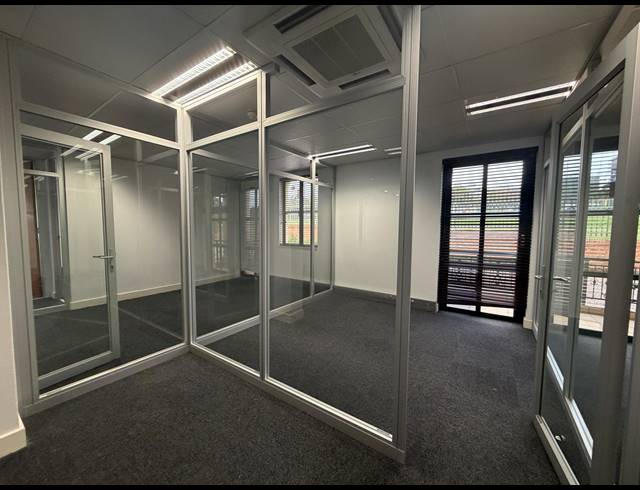 295.30M² OFFICE TO LET IN MORNINGSIDE